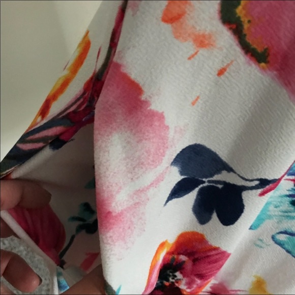 🎉HP 6/17🎉Merrit Size M White Floral Shift Dress Pockets - Picture 4 of 5